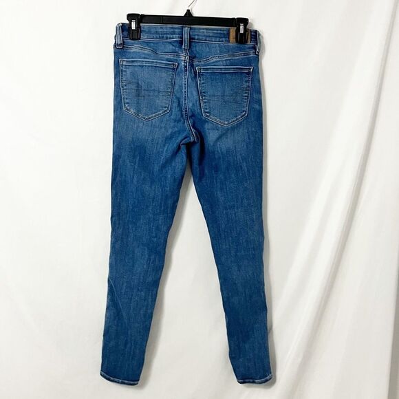 American Eagle Next Level Stretch Medium Wash Jegging Size 2 - Picture 2 of 6